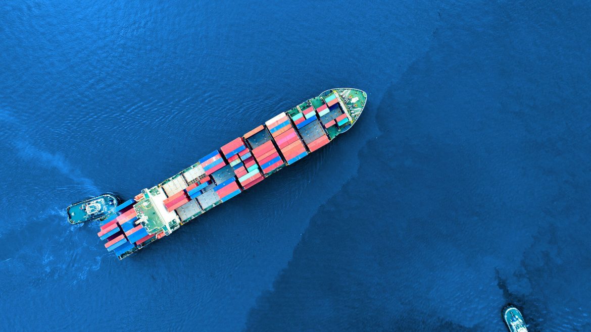 close-up-of-multiethnic-managers-discussing-international-sales (1) (2)-min